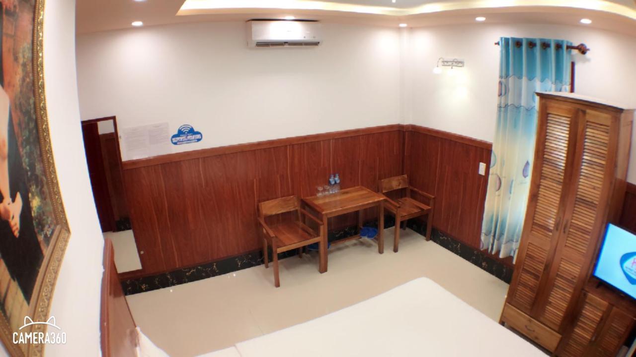 Ha Phat Hotel Duong Dong  Exteriör bild