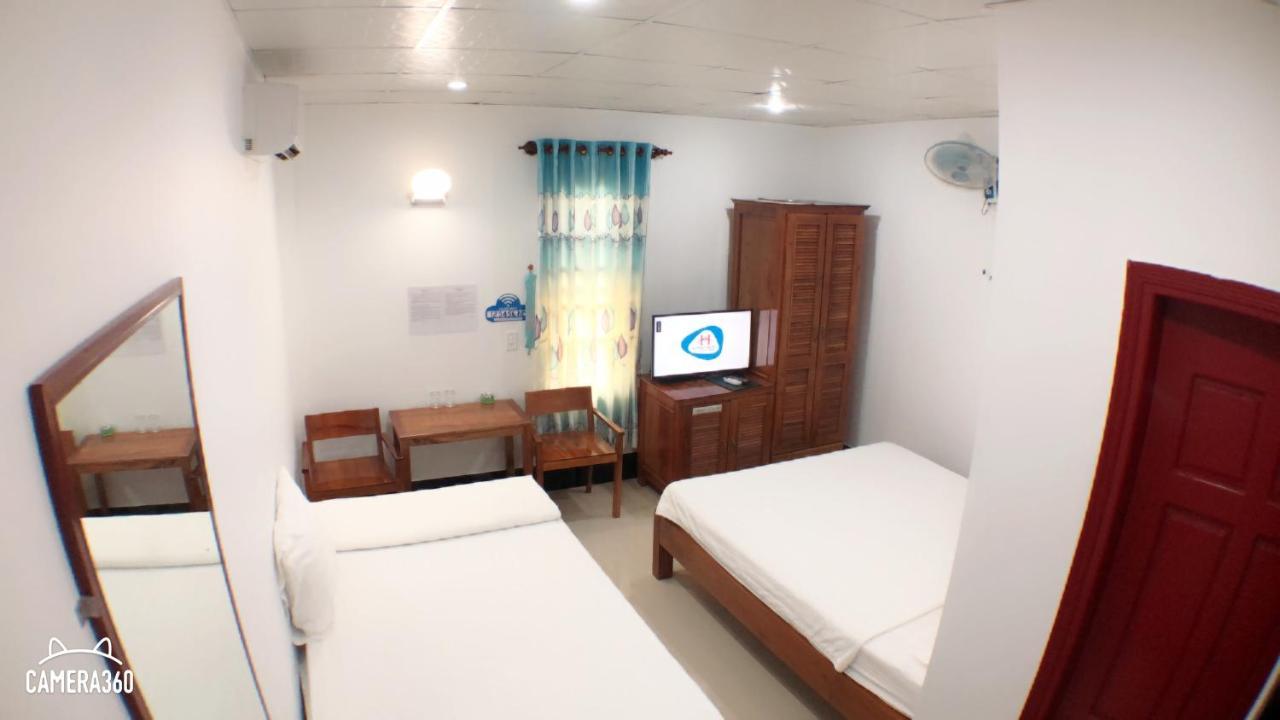 Ha Phat Hotel Duong Dong  Exteriör bild