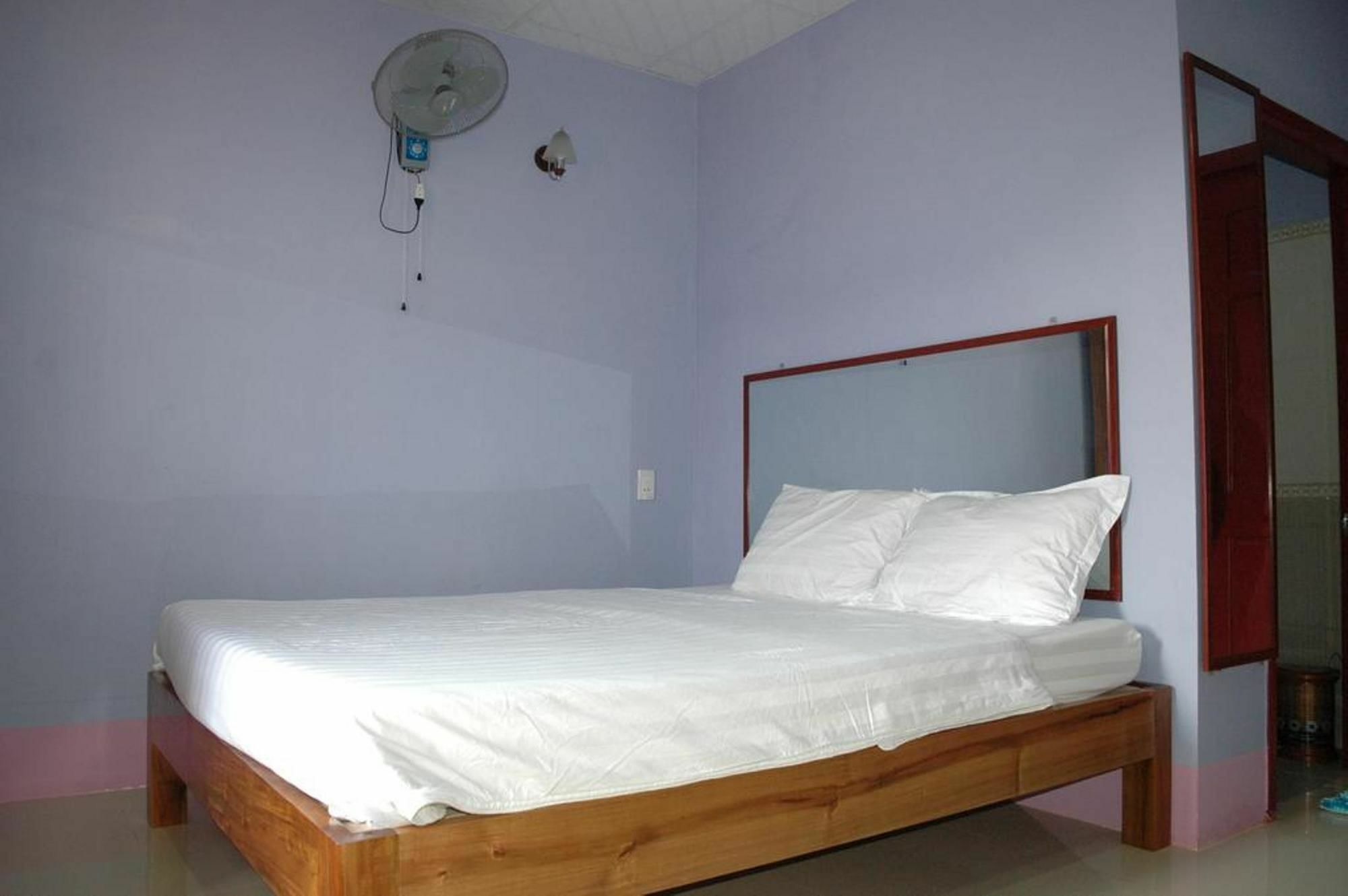 Ha Phat Hotel Duong Dong  Exteriör bild