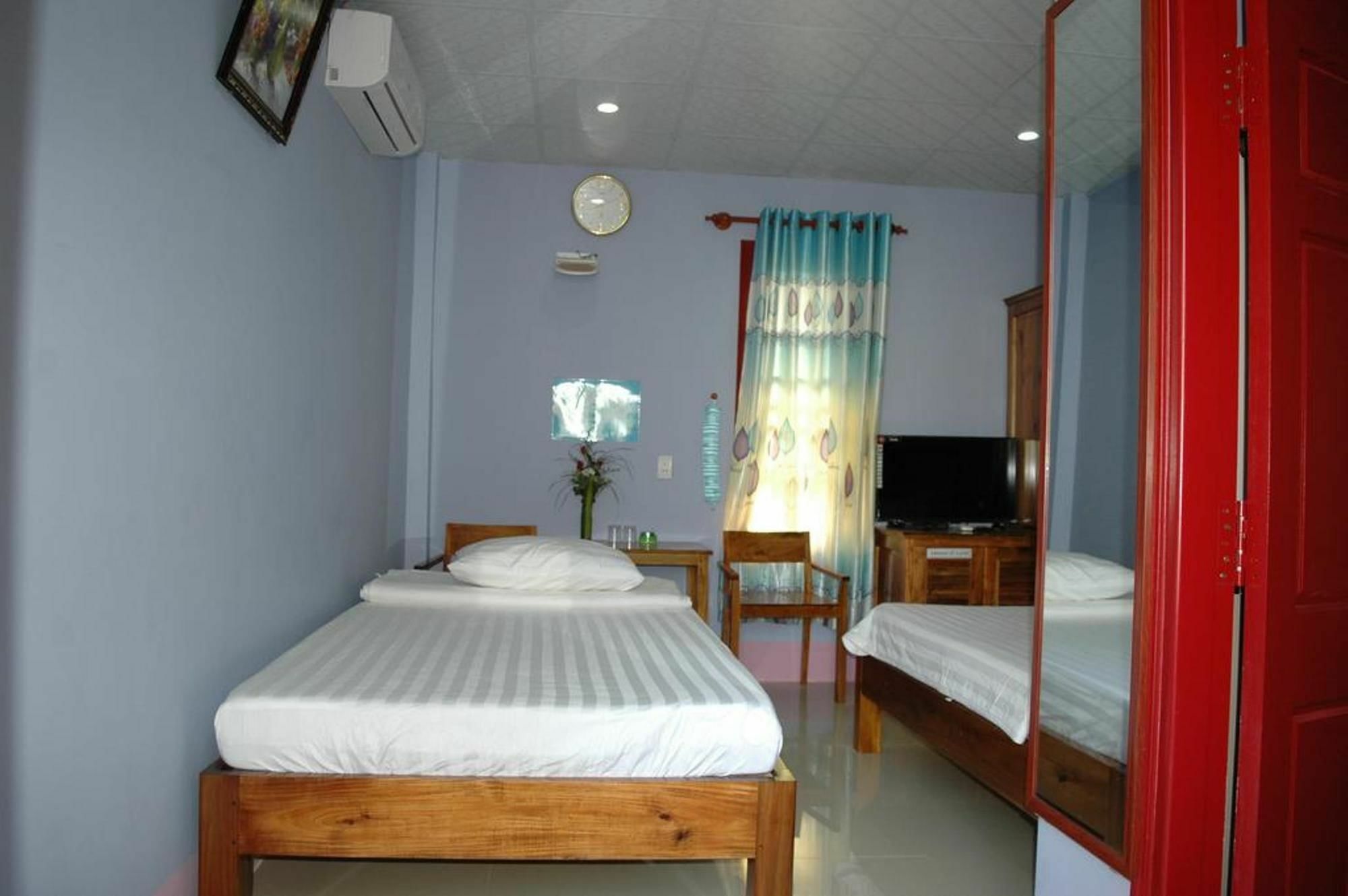 Ha Phat Hotel Duong Dong  Exteriör bild